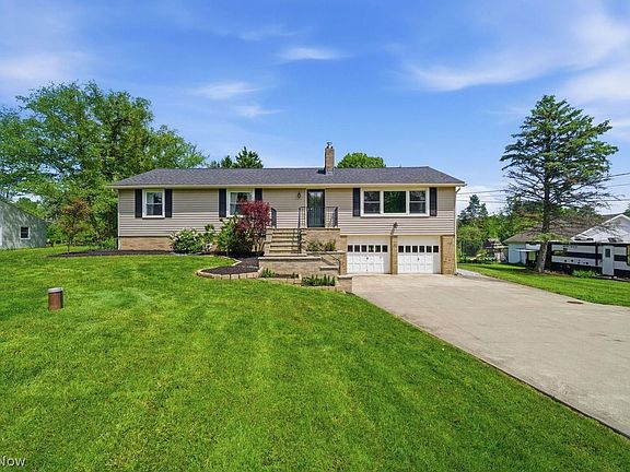 2nd image of 11842 Joy Acres Ln