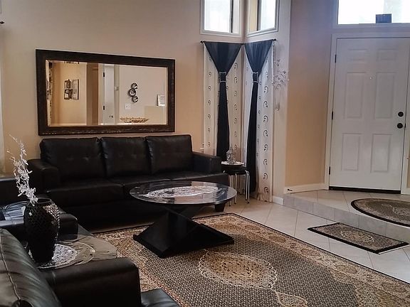 3rd image of 5046 Felicia Way