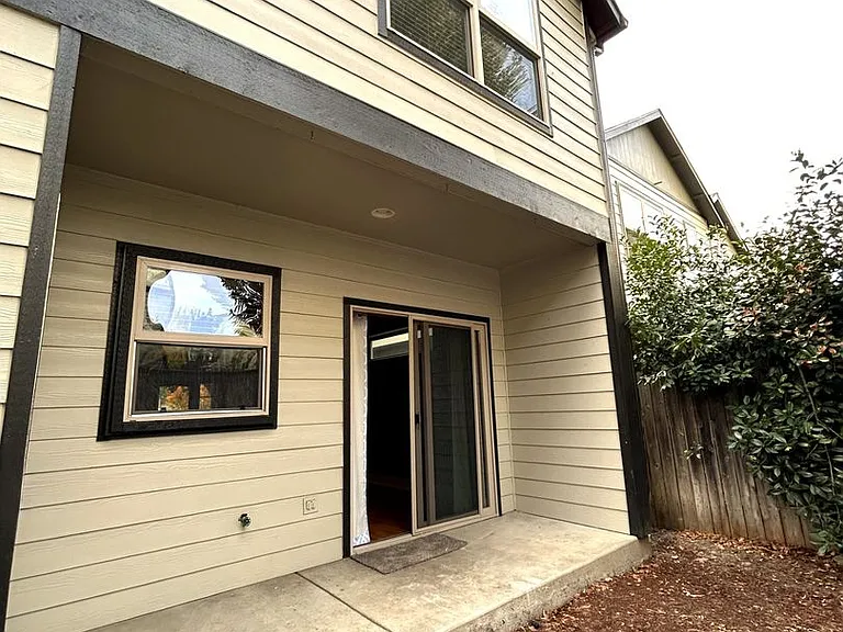 165 Casey Way — Photo 14
