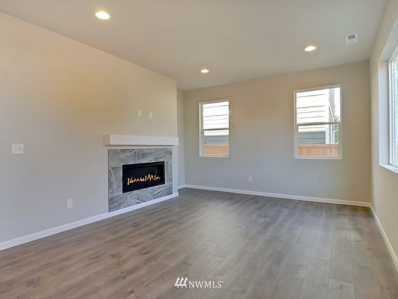 5th image of 10104 Ramble Drive NW