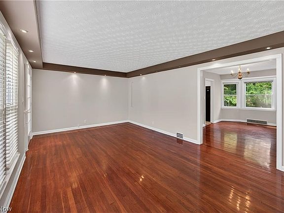 3rd image of 1274 Dorsh Rd