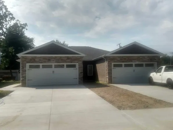 112 S 14th St, Chesterton, IN 46304