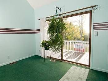 4th image of 18155 Stoneridge St #C