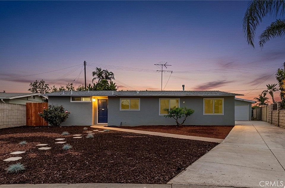 1st image of 5921 Los Ramos Cir