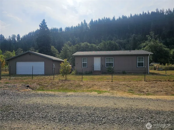 209 Waterloo Road, Glenoma, WA 98336