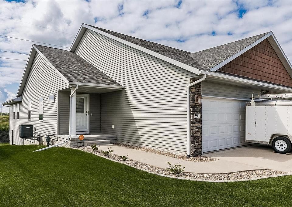 1st image of 5501 Dostal Dr SW