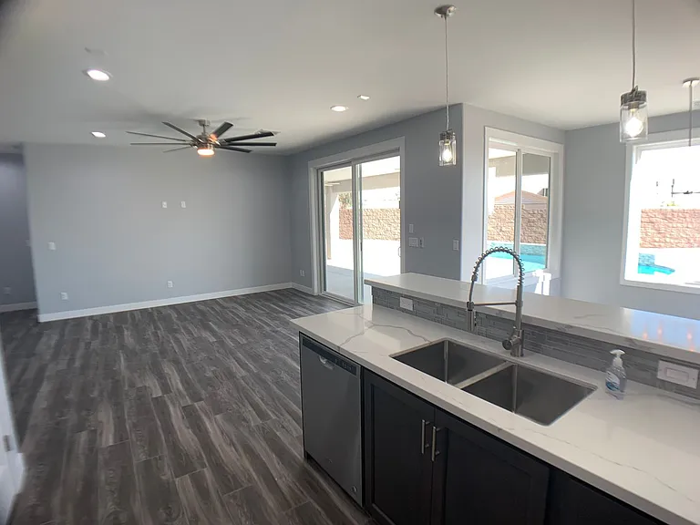 3050 Palisades Dr — Photo 7