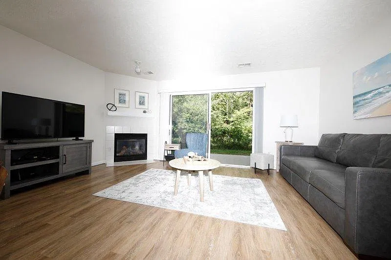 5233 Stricker Rd — Photo 3