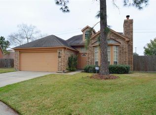 14203 Misty Knoll Ct, Houston, TX 77062