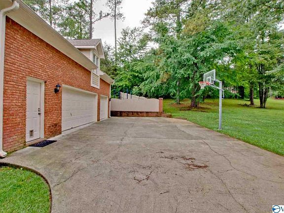 4th image of 2804 Castle Pines Cir SE