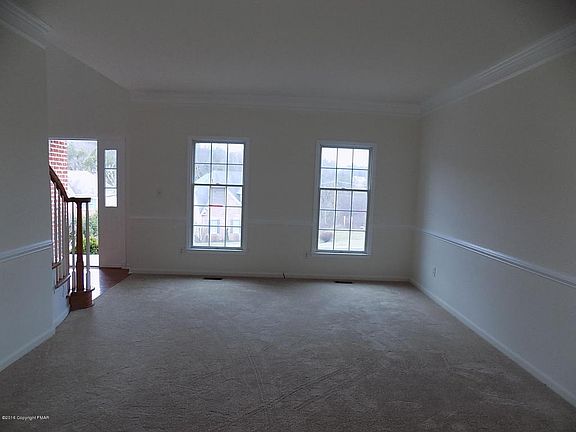 5th image of 205 Spyglass Ct
