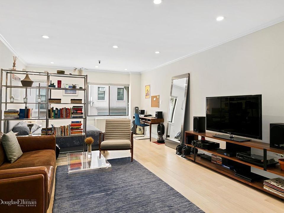 1st image of 67 E 11th St APT 218