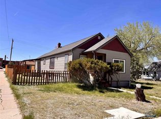 310 7th Ave, Edgemont, SD 57735