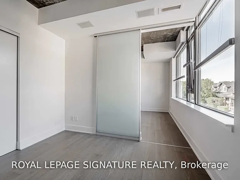 630 Queen St E #212 — Photo 11