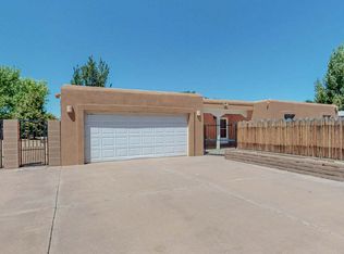 501 Calle De La Angel, Bernalillo, NM 87004
