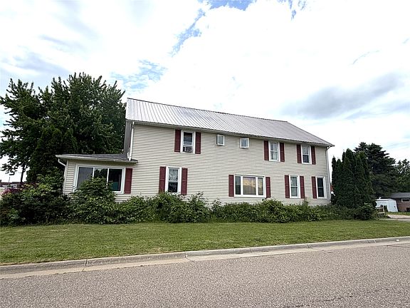 4th image of 150 E Main Street #5