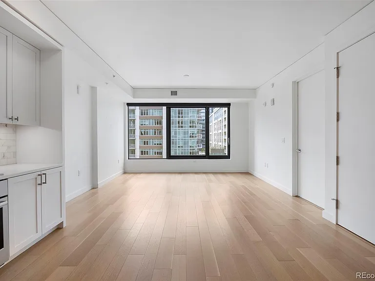 1750 Wewatta St #925L — Photo 9