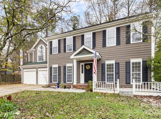 3519 Crescent Knoll Dr, Matthews, NC 28105