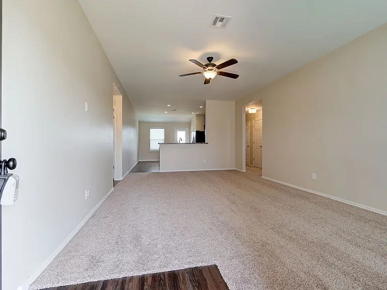 11705 NW 133rd St — Photo 5