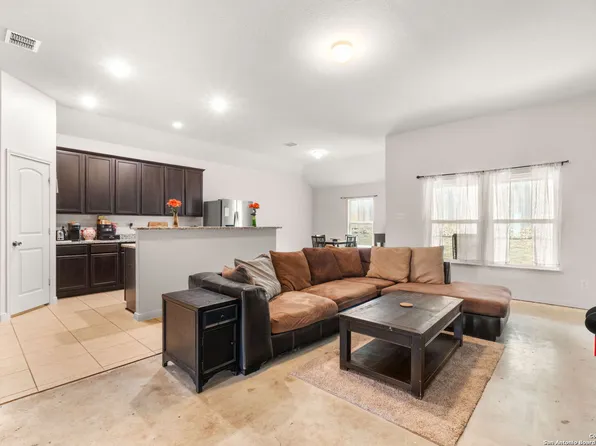 231 Azalea Way, New Braunfels, TX 78132