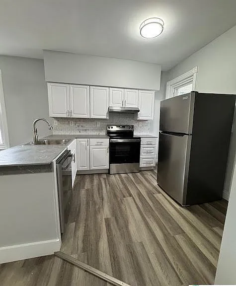 921 W Gordon St #2 — Photo 3