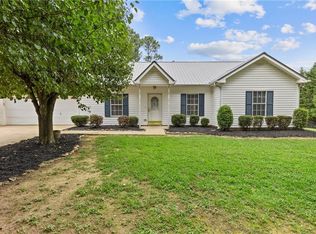 6902 Heardsville Rd, Cumming, GA 30028