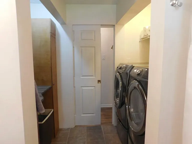 642 Jackson Ave — Photo 5