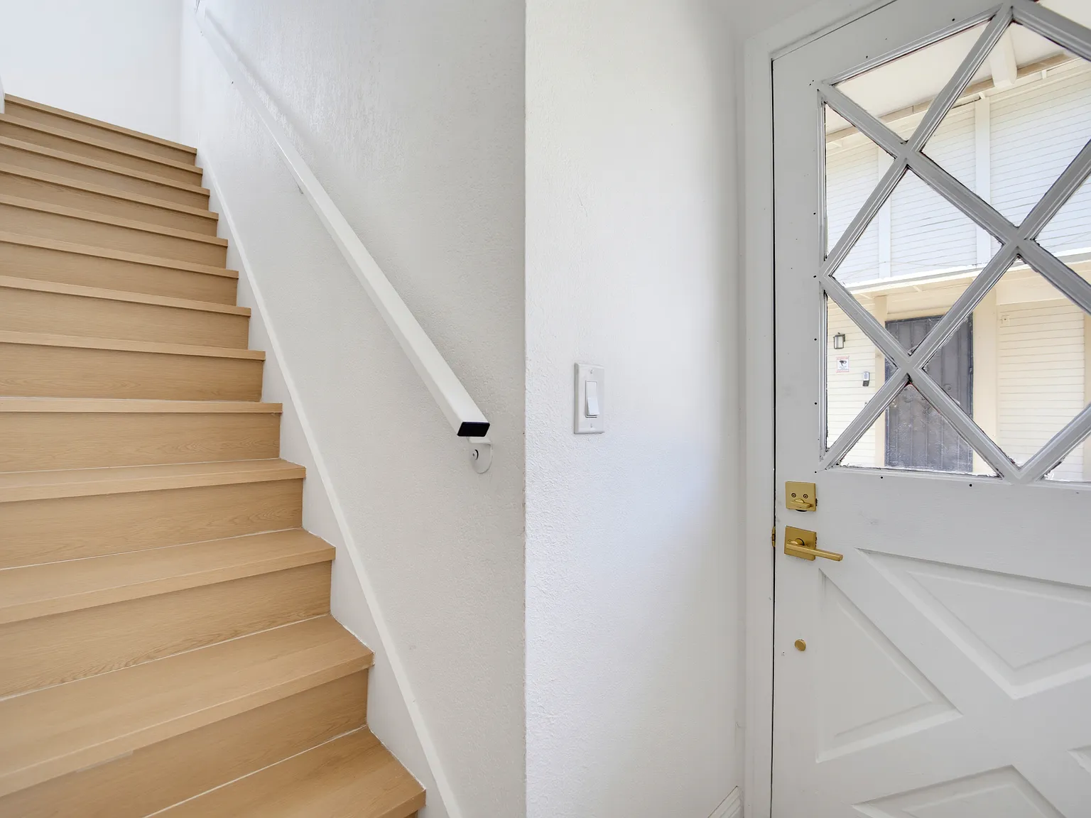 2 bed, 792 sqft, $1,495 — Photo 3