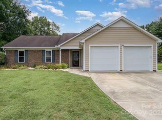 8000 Rachel Ct, Waxhaw, NC 28173