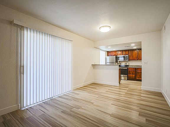 5th image of 4936 River Glen Dr Unit 183