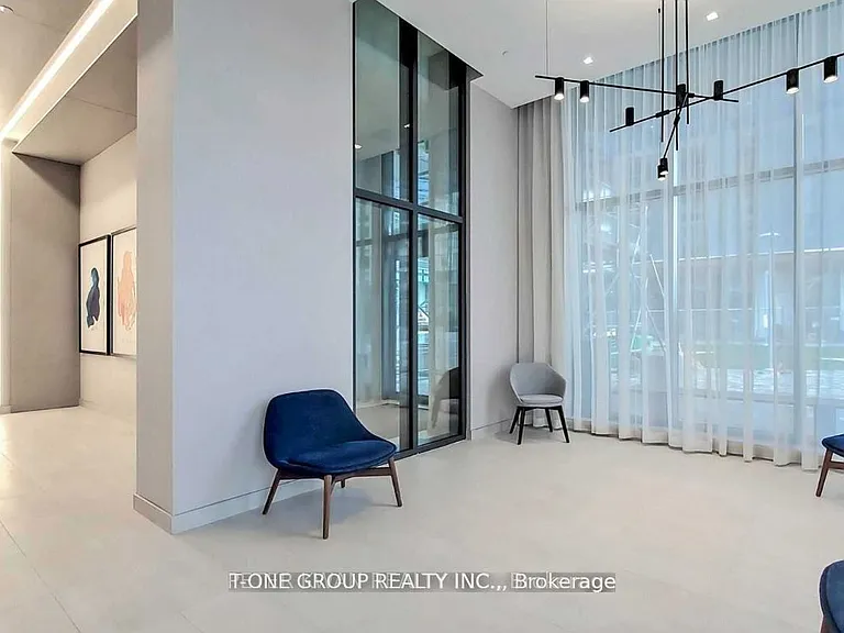 30 Samuel Wood Way #1504 — Photo 2