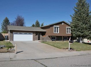 2332 Pattison Ave, Cheyenne, WY 82009