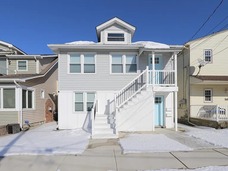 125 N Wissahickon Ave — Photo 1
