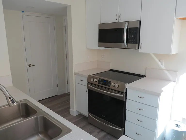 6455 Kanan Dume Rd — Photo 2