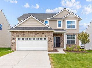 286 Springview St, Ann Arbor, MI 48103