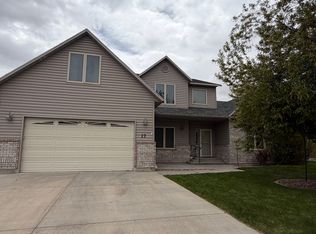 800 Escalante Dr APT 17, Vernal, UT 84078