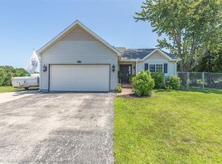 302 Sandra St, Kingston, IL 60145