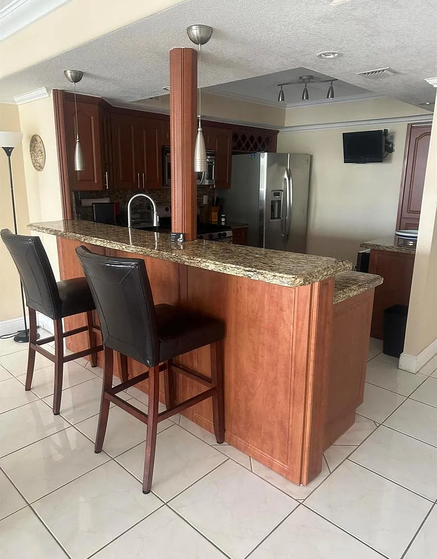 2 bed, 1222 sqft, $2,950 — Photo 4