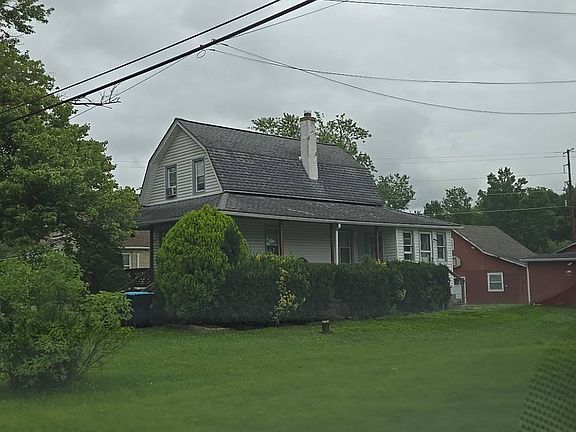 2nd image of 757 Allentown Rd