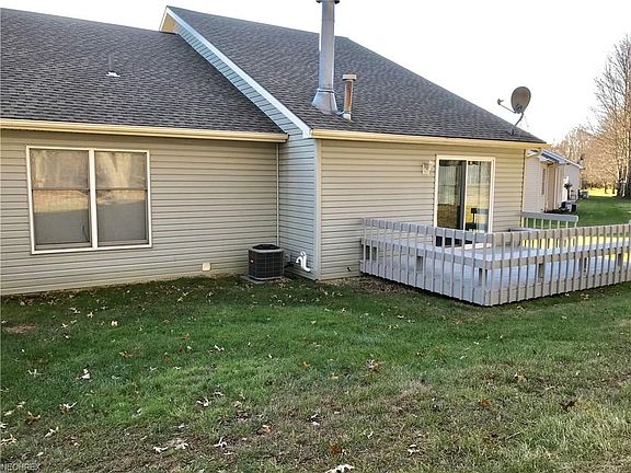 2nd image of 218 Golf Dr