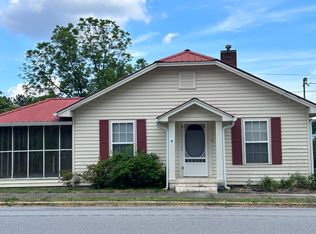 301 Dean St, Clermont, GA 30527