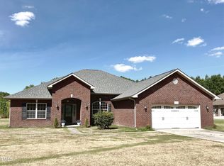 204 Talmadge Farm Dr, Clayton, NC 27527