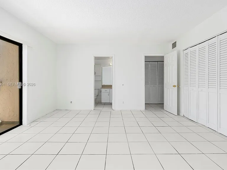 500 NE 2nd St #223 — Photo 13