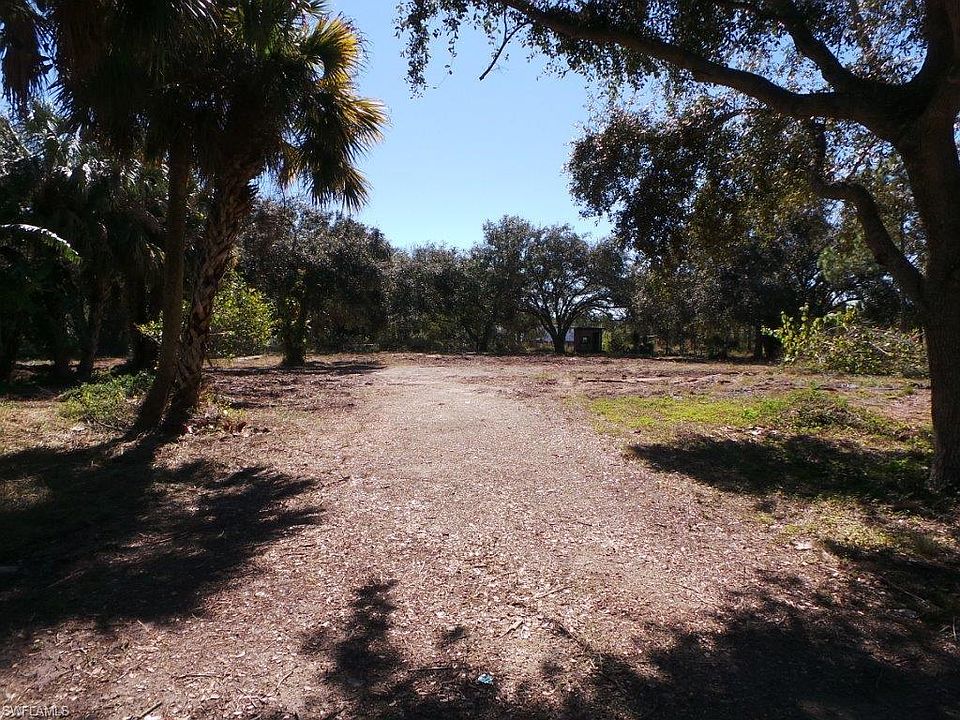 1st image of 23080 Linda Lee Way