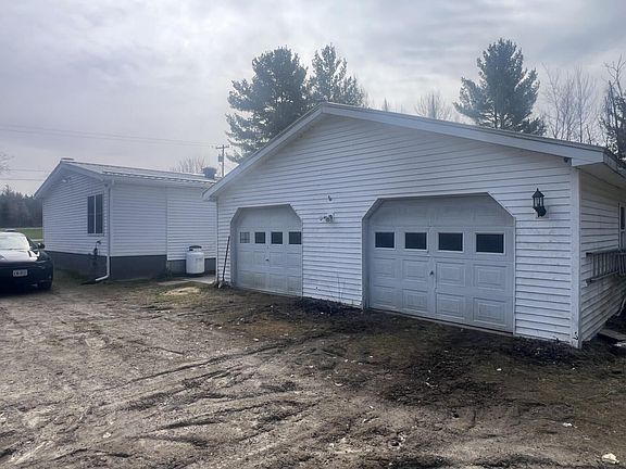4th image of 61 Bird Rd