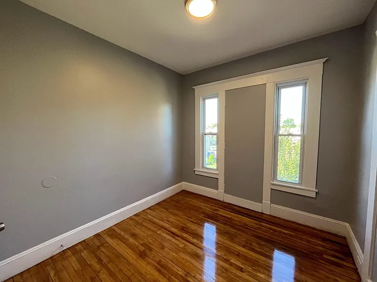83 Saint James Ave #3L — Photo 10
