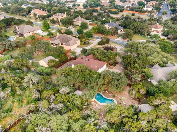 1811 Roan Crossing, San Antonio, TX 78259