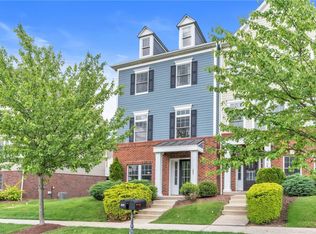 286 Venango Trl, Mars, PA 16046