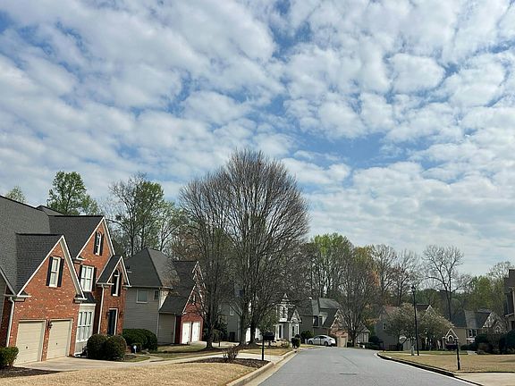 4th image of 5420 Lexington Woods Ln