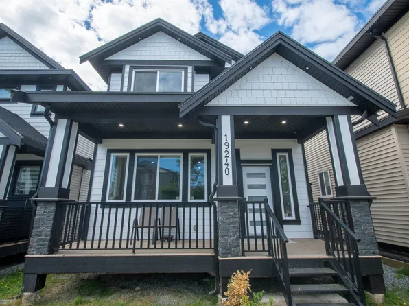 19240 Aloha Dr, Surrey, BC V4N 6T9